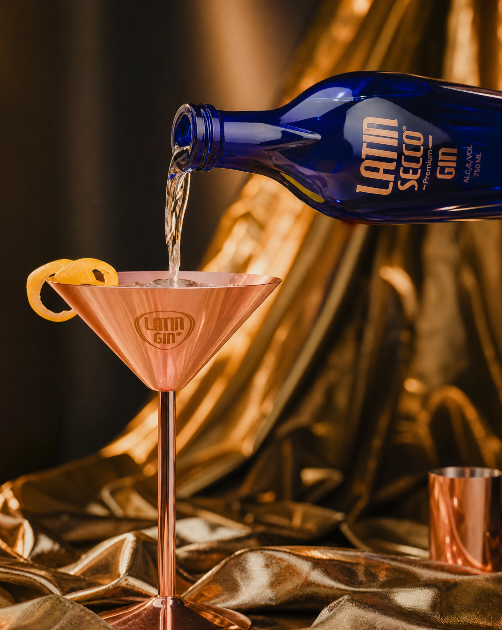 How to Make the Perfect Dry Martini